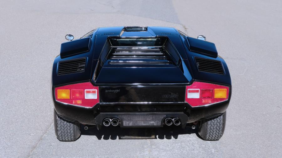  Lamborghini Countach LP400 Periscopio 1975 года  (фото 13 из 23)